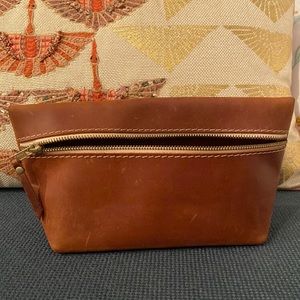Portland leather pouch/makeup bag